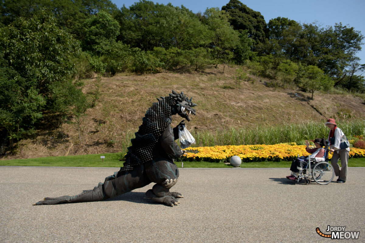 Satsuki Mei - Biểu Tượng Của Tình Thân, Thiên Nhiên và Trưởng Thành Trong "My Neighbor Totoro" 2 Satsuki Mei - Biểu Tượng Của Tình Thân, Thiên Nhiên và Trưởng Thành Trong "My Neighbor Totoro"